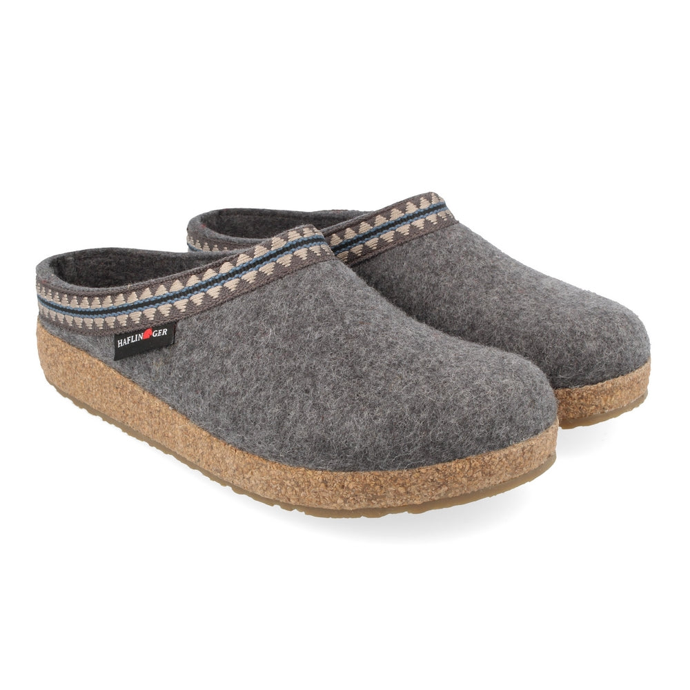 LUCKY | GREY